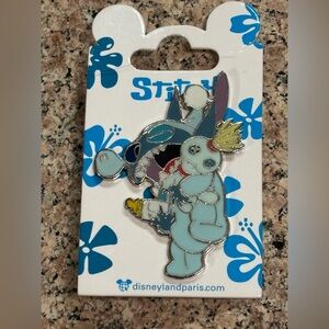 DISNEY PIN STITCH IN BABYDOLL SLEEPING W SCRUMP DLP DISNEYLAND PARIS LILO